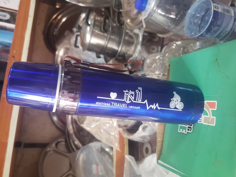 Vacuum bottles 